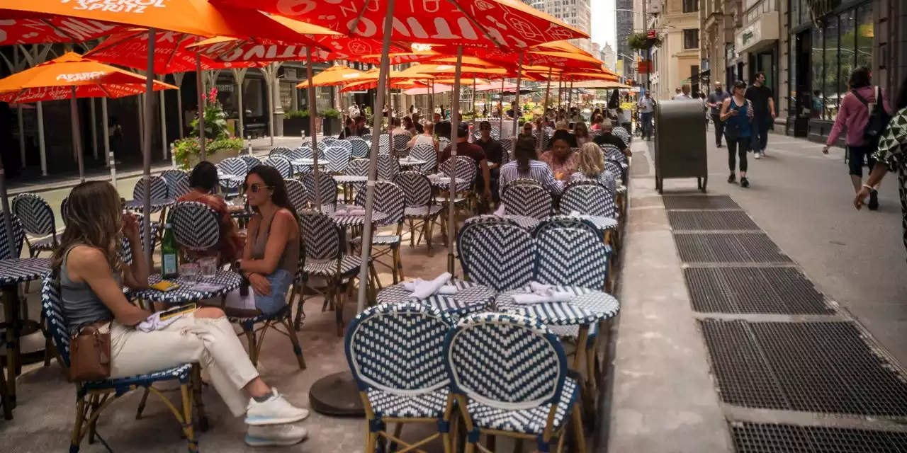 A Table Outside? More Diners Say No Way