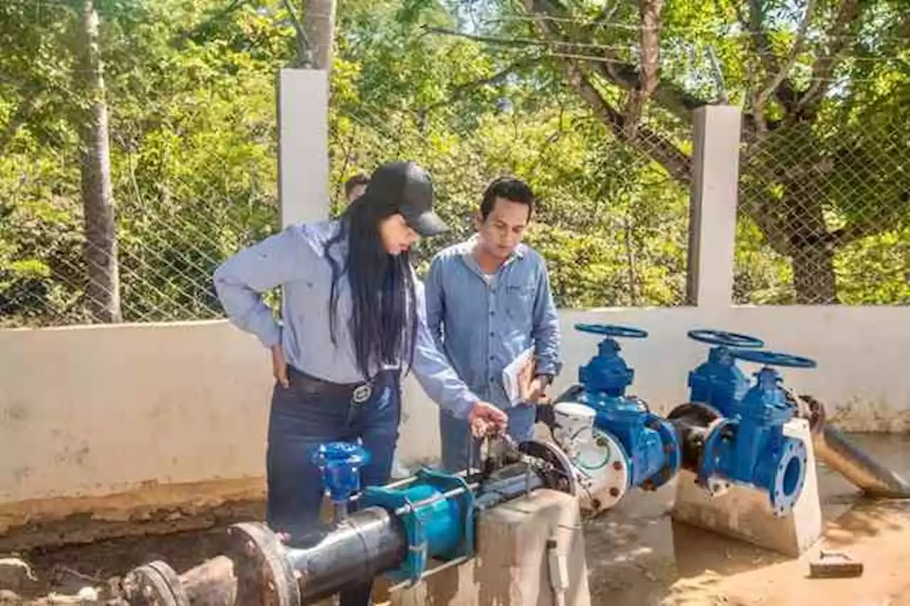 Por primera vez en 30 años, habitantes de Sayula de Alemán tienen agua potable