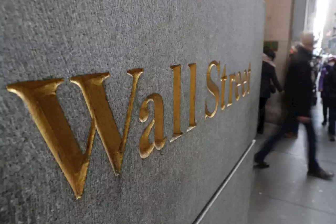 Wall Street berakhir menguat ditopang saham pertumbuhan 'megacap'