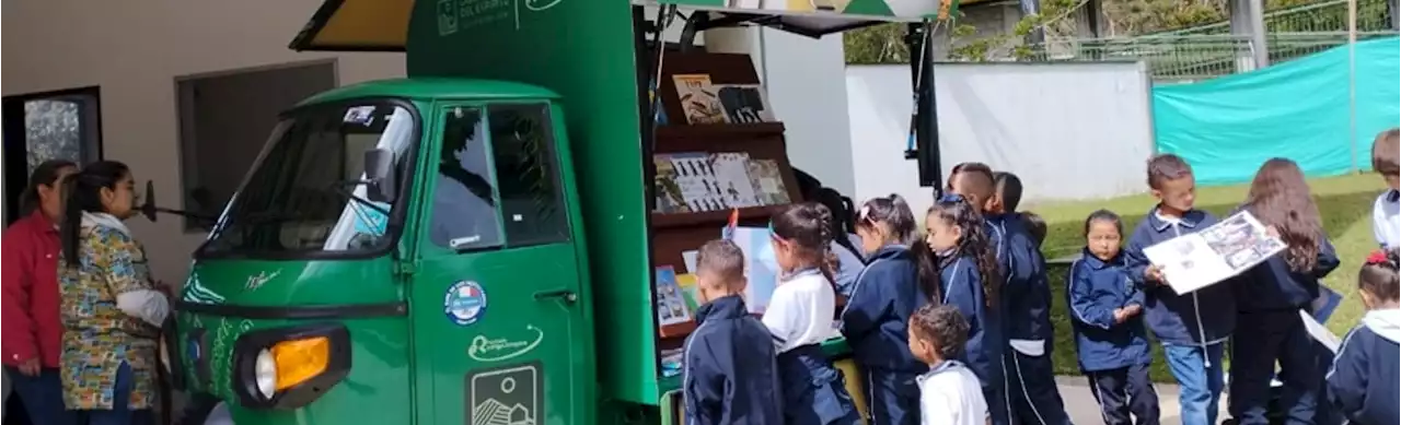 Una biblioteca comunitaria pone los libros a 'viajar' por las veredas de El Retiro, Antioquia