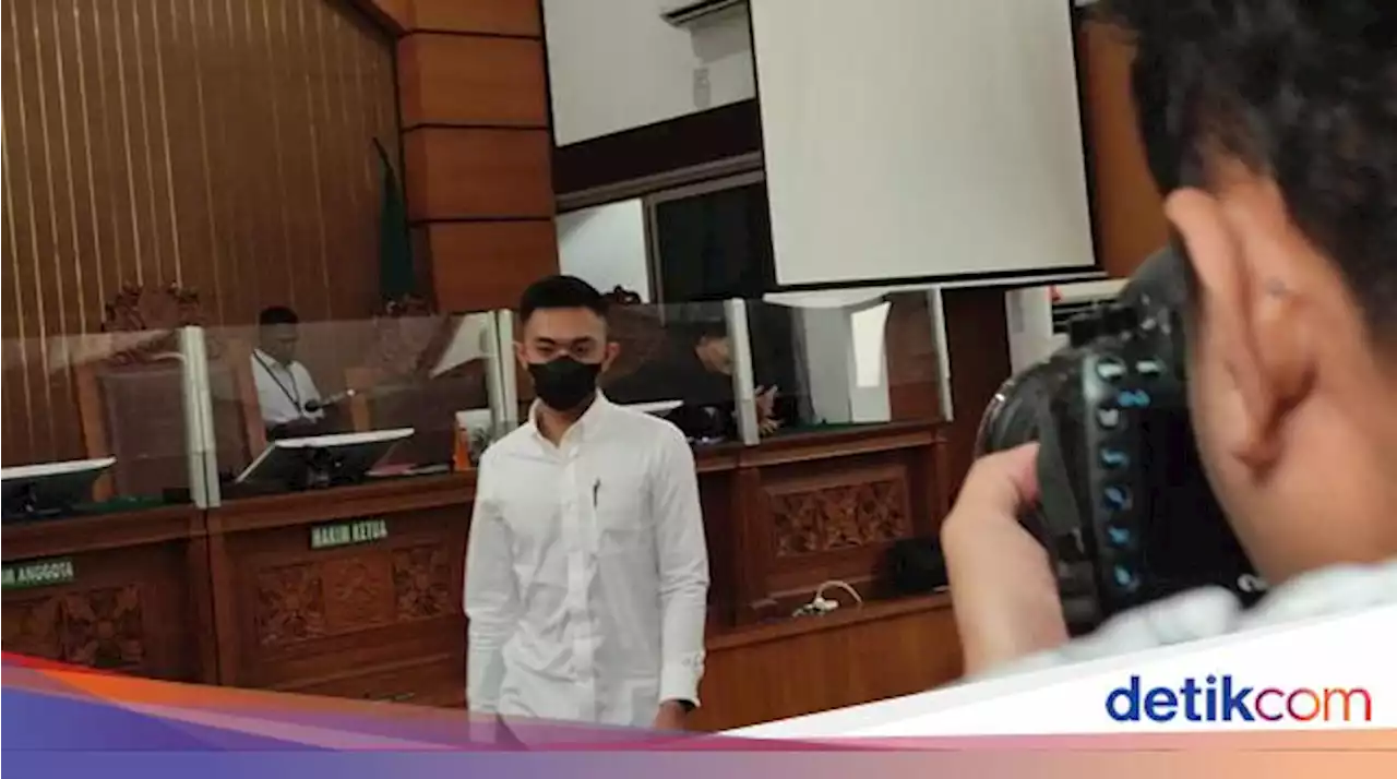 Mario Dandy Geleng-geleng Kepala Dituntut 12 Tahun Bui dan Restitusi Rp 120 M