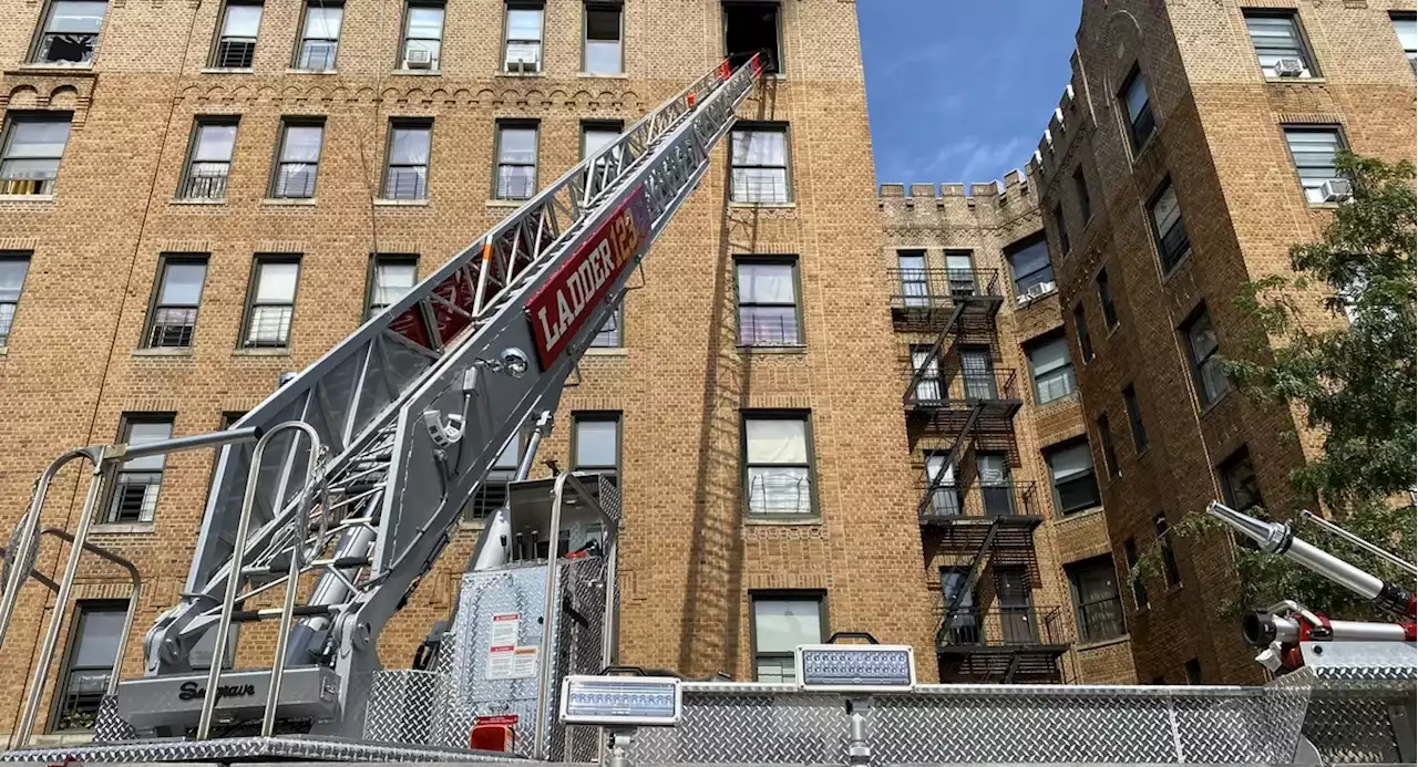 All-hands fire injures 4 in Brownsville, Brooklyn: FDNY