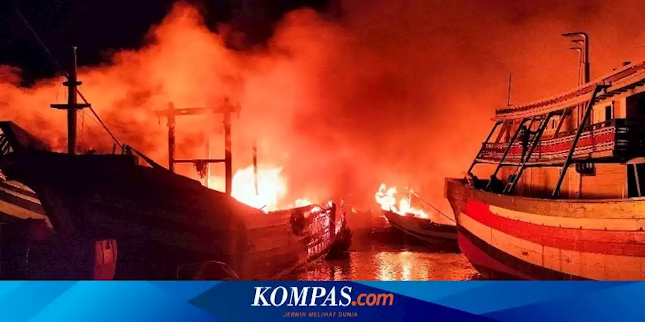 45 Kapal Nelayan di Pelabuhan Jongor Tegal Dilaporkan Hangus Terbakar