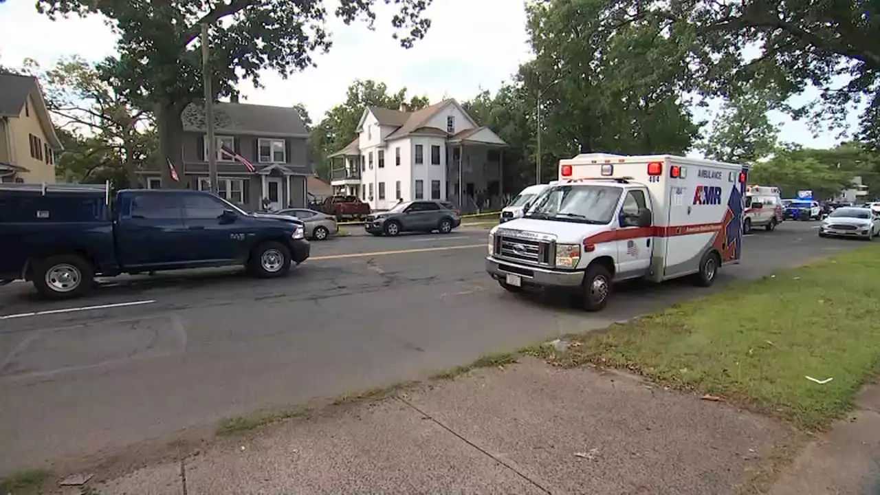 At least two people dead, children hurt, in Springfield, Mass. homicide investigation