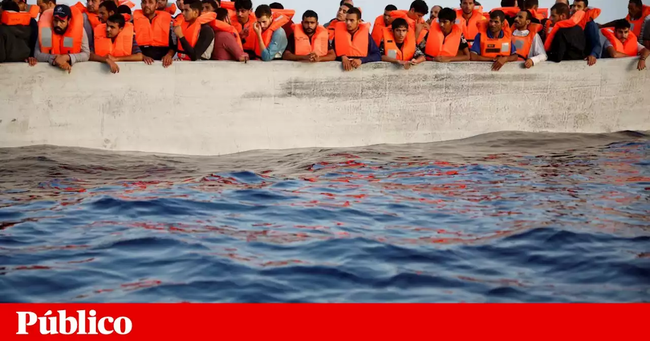 Polícia Marítima resgatou 50 migrantes em três embarcações no Mediterrâneo