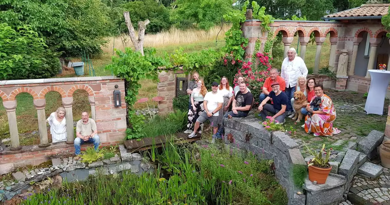 Steinmetz- und Steinbildhauerinnung des Saarlandes: Ein Hobby-Steinmetz baut ein toskanisches Dorf in St. Ingbert