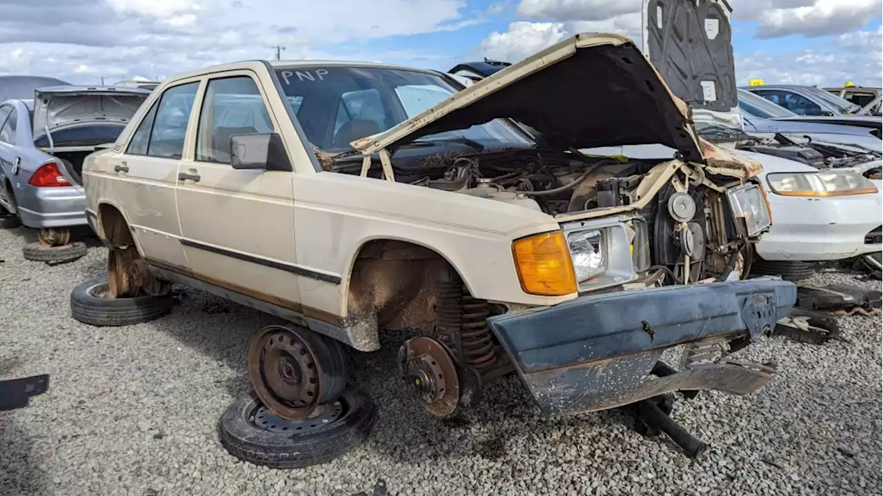 Junkyard Gem: 1985 Mercedes-Benz 190D