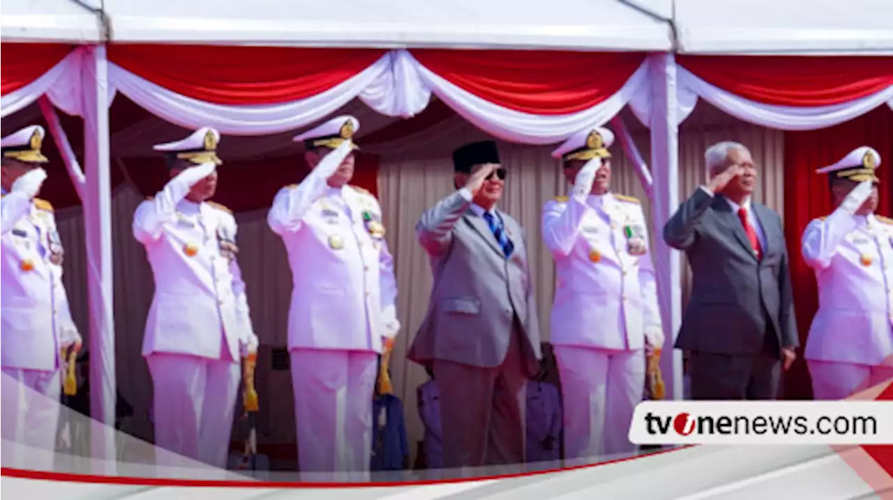 Menhan Prabowo Serahkan Dua Kapal Perang Penyapu Ranjau Baru ke TNI AL