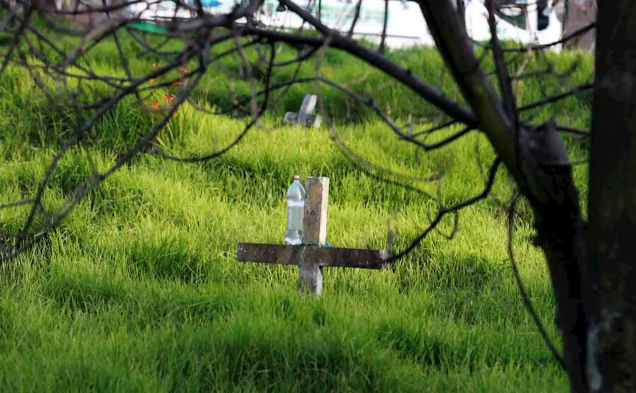 JEP recupera ocho posibles cadáveres de desaparecidos en cementerio de Risaralda