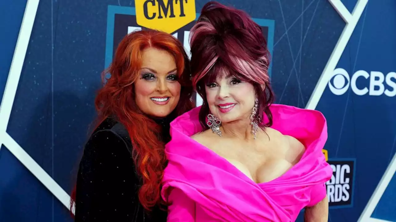 Wynonna Judd announces The Judds tribute album: Dolly Parton, Reba McEntire and more