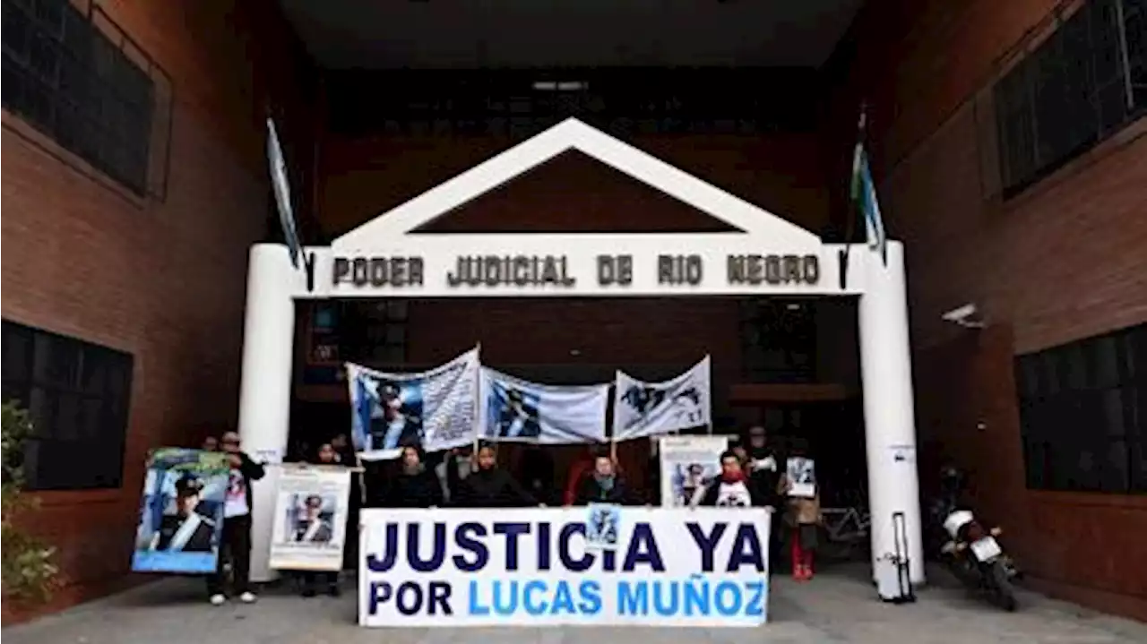 Reclamaron justicia por la muerte de un policía de Río Negro asesinado en Bariloche