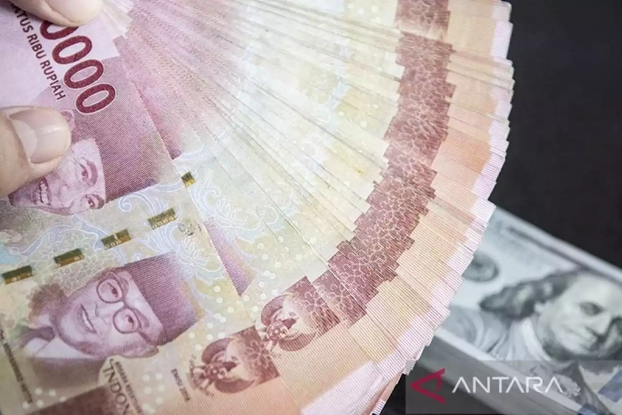 Analis: Aksi ambil untung, rupiah menguat ke Rp15.282 per dolar AS