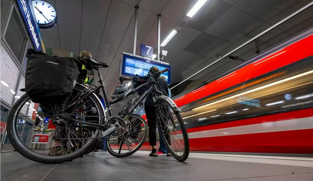 Fahrrad im Zug: Experte fordert Reservierungspflicht