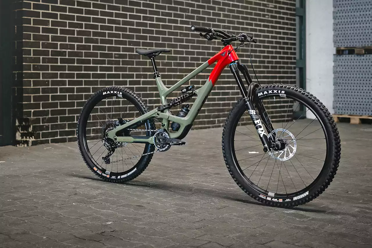 YT Capra Uncaged 10 is Coiled for Bikepark Fun in More Affordable Alloy or Carbon Mullets