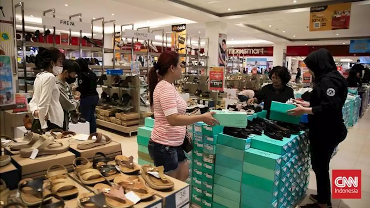 Belanja Sendal dan Sepatu di Transmart Full Day Sale Banyak Diskonnya