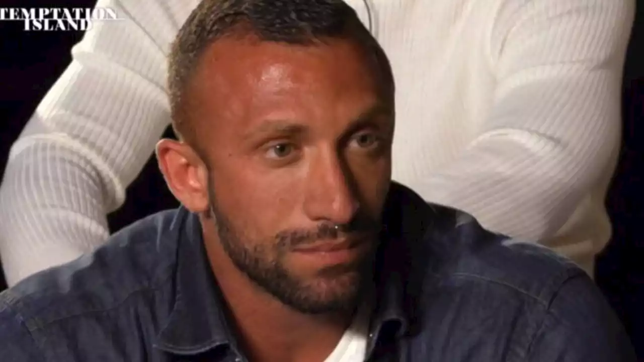 Temptation Island, Daniele De Bosis replica alle critiche ricevute dal tentatore Tommaso: 'Una persona che si permette di...'