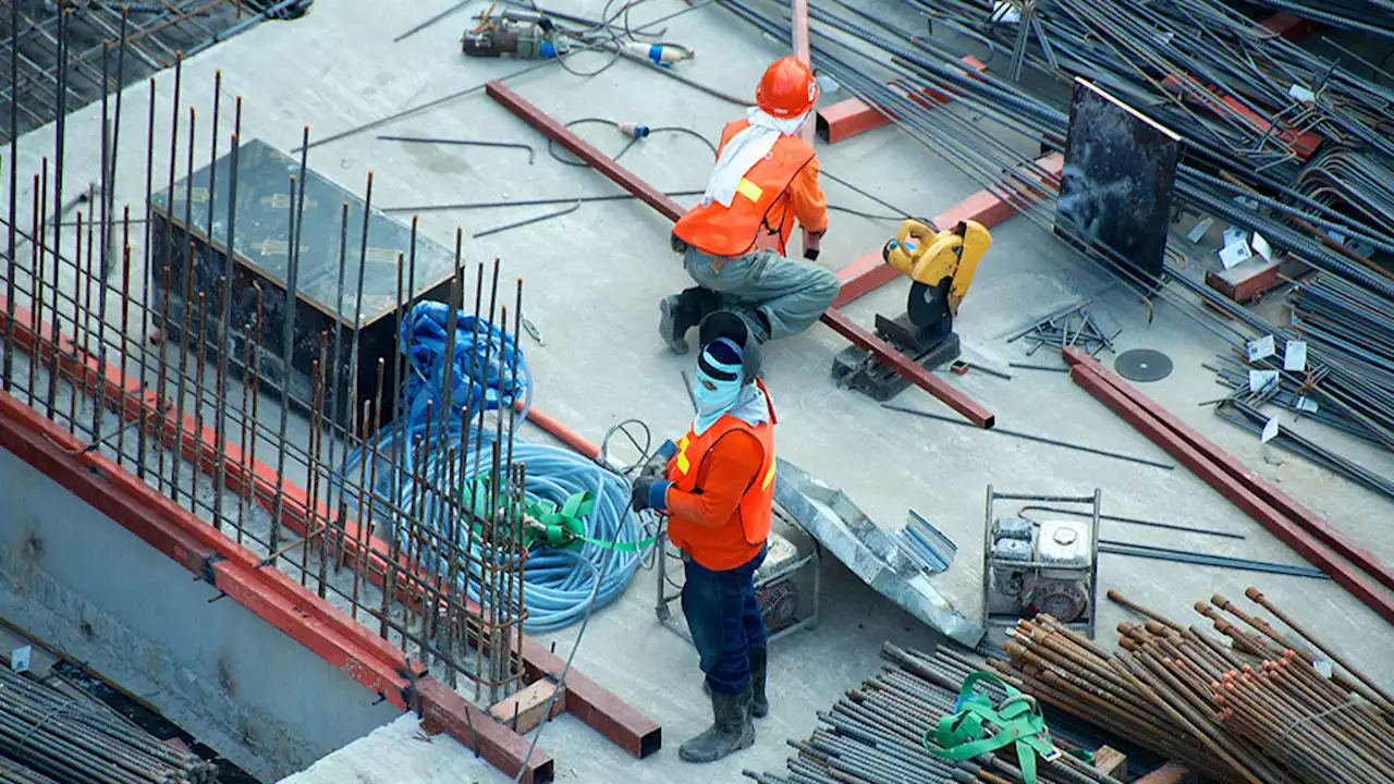 Ontario proposing new regulations to protect workers from heat related illnesses - constructconnect.com