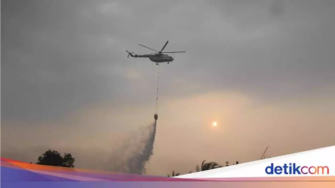 Helikopter BNPB di Kalbar Rusak Terjerat Tali Layangan Saat Padamkan Karhutla