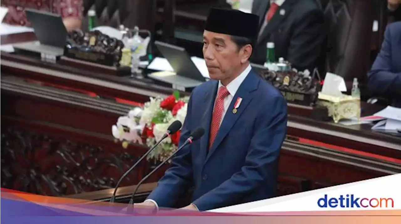 Kejar Target Perpajakan Rp 2.307 T, Jokowi Ungkap Skema NIK Jadi NPWP