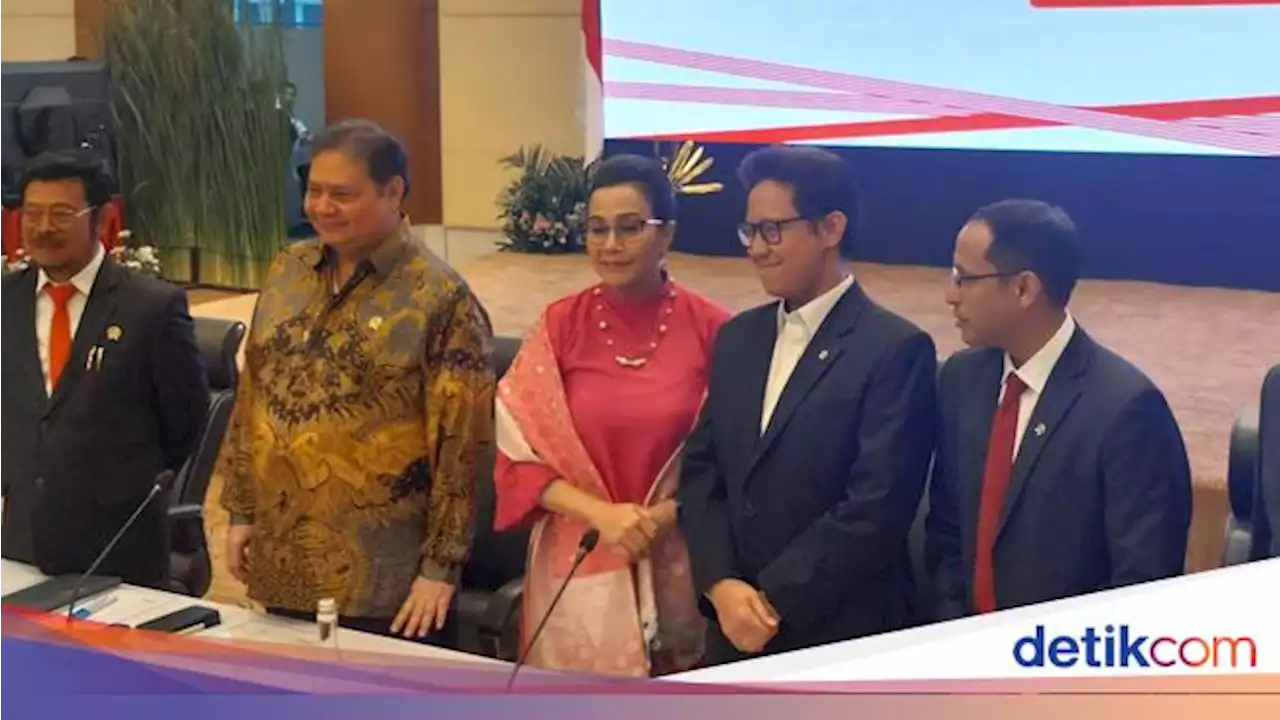 Sri Mulyani 'Digoda' Airlangga-Basuki Gegara Pakai Kebaya Warna Pink ala Barbie