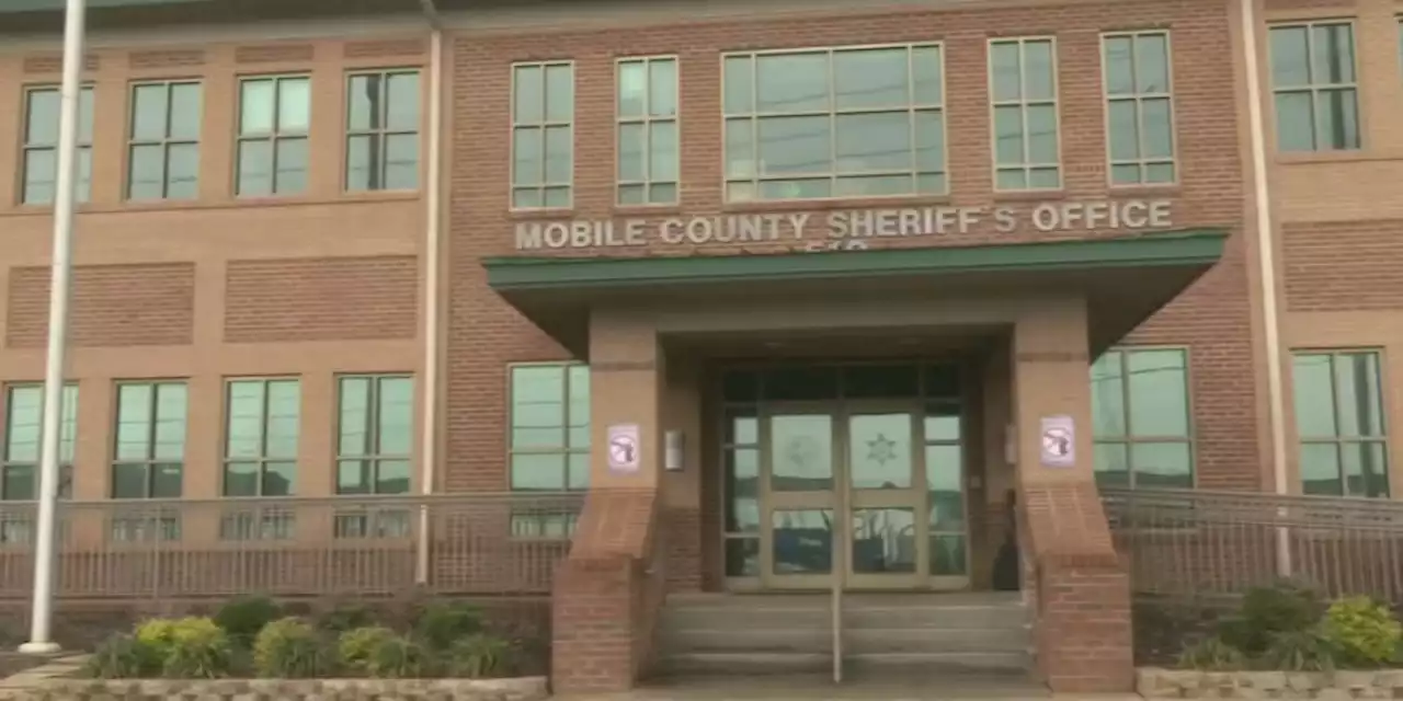 Mobile County Commission considers deal to bring armed MCSO deputies on some MCPSS campuses