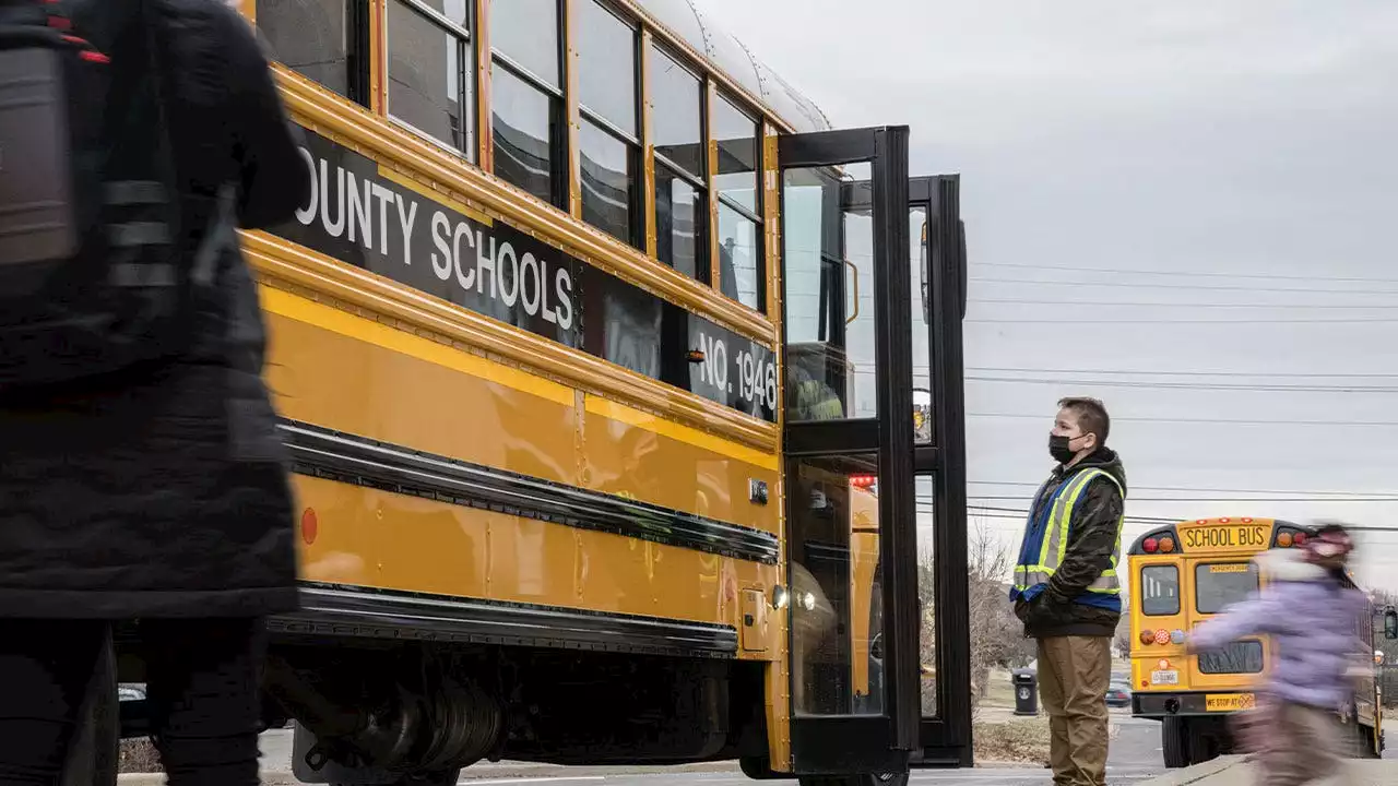 Company behind Louisville’s disastrous rollout of a new school bus system had similar issues in Ohio last year