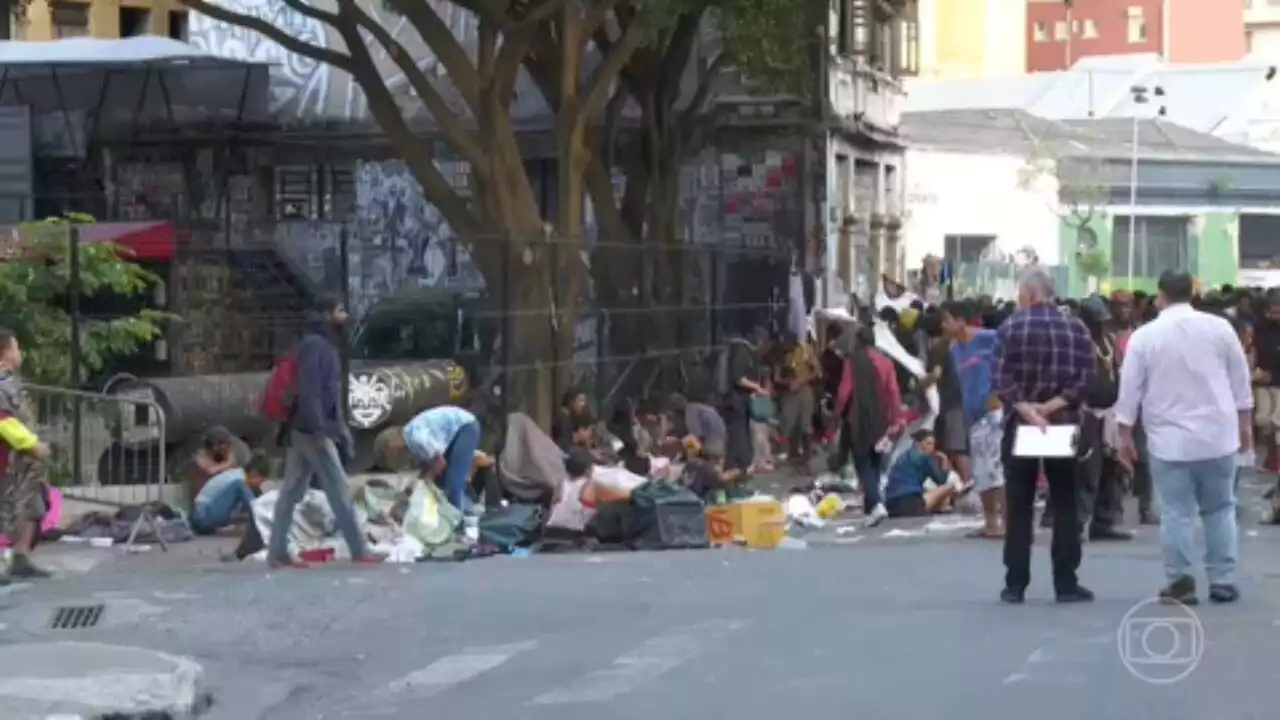 Comerciantes paulistanos têm sofrido as consequências do deslocamento de dependentes químicos por ruas do Centro