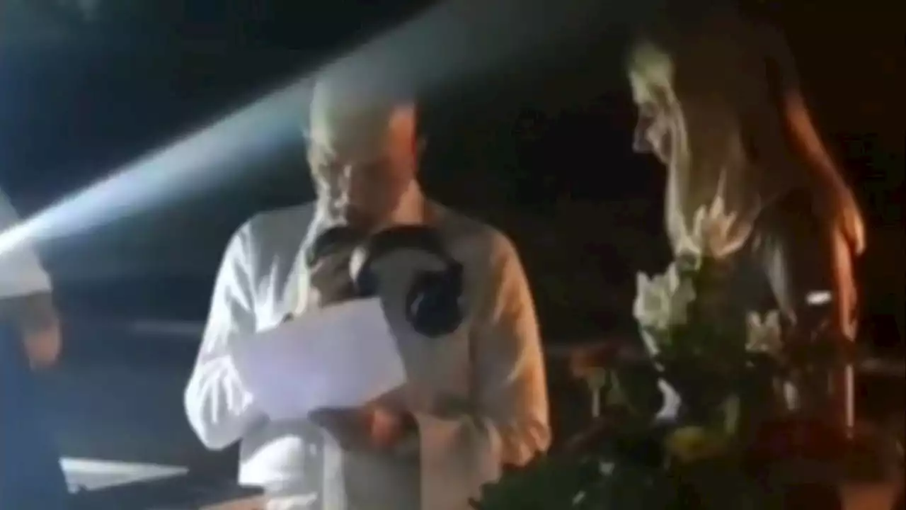 VIDEO | Empresario destapa infidelidad de su novia en plena fiesta de compromiso: 'sé feliz con él'