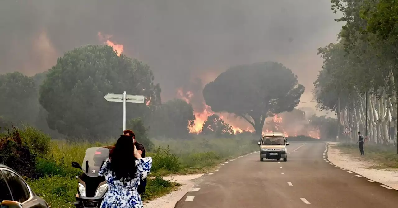 Meer dan 3.000 mensen geëvacueerd van campings in Zuid-Frankrijk wegens hevige brand