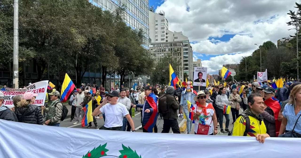 Marcha contra Petro en Bogotá: Estaciones de TransMilenio que dejan de operar