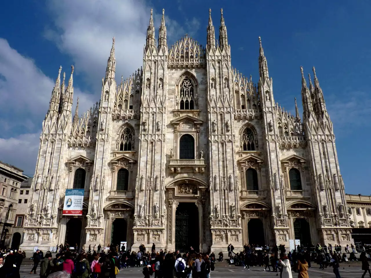 Deux Français surpris en très mauvaise posture à la cathédrale de Milan