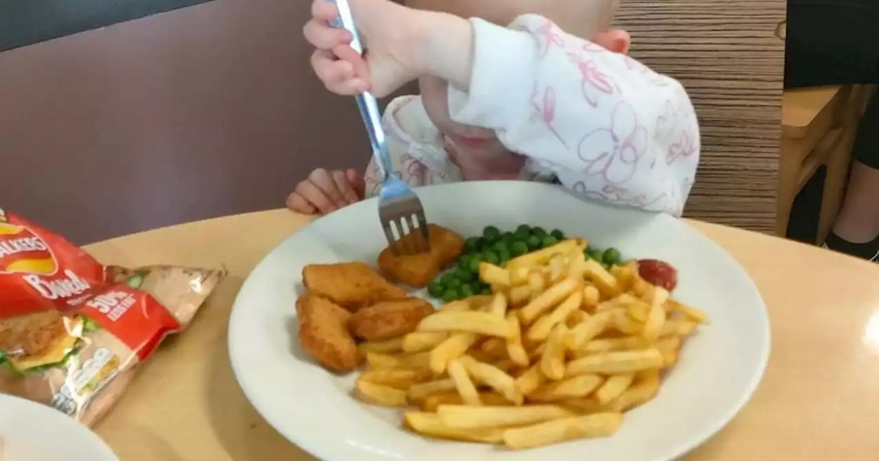 Shopper told to 'jog on' after slating mum's £1 Asda meal for kids