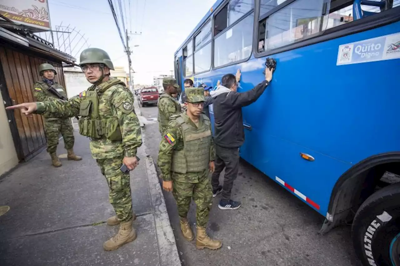 Inseguridad y crisis económica, los principales retos del próximo presidente de Ecuador