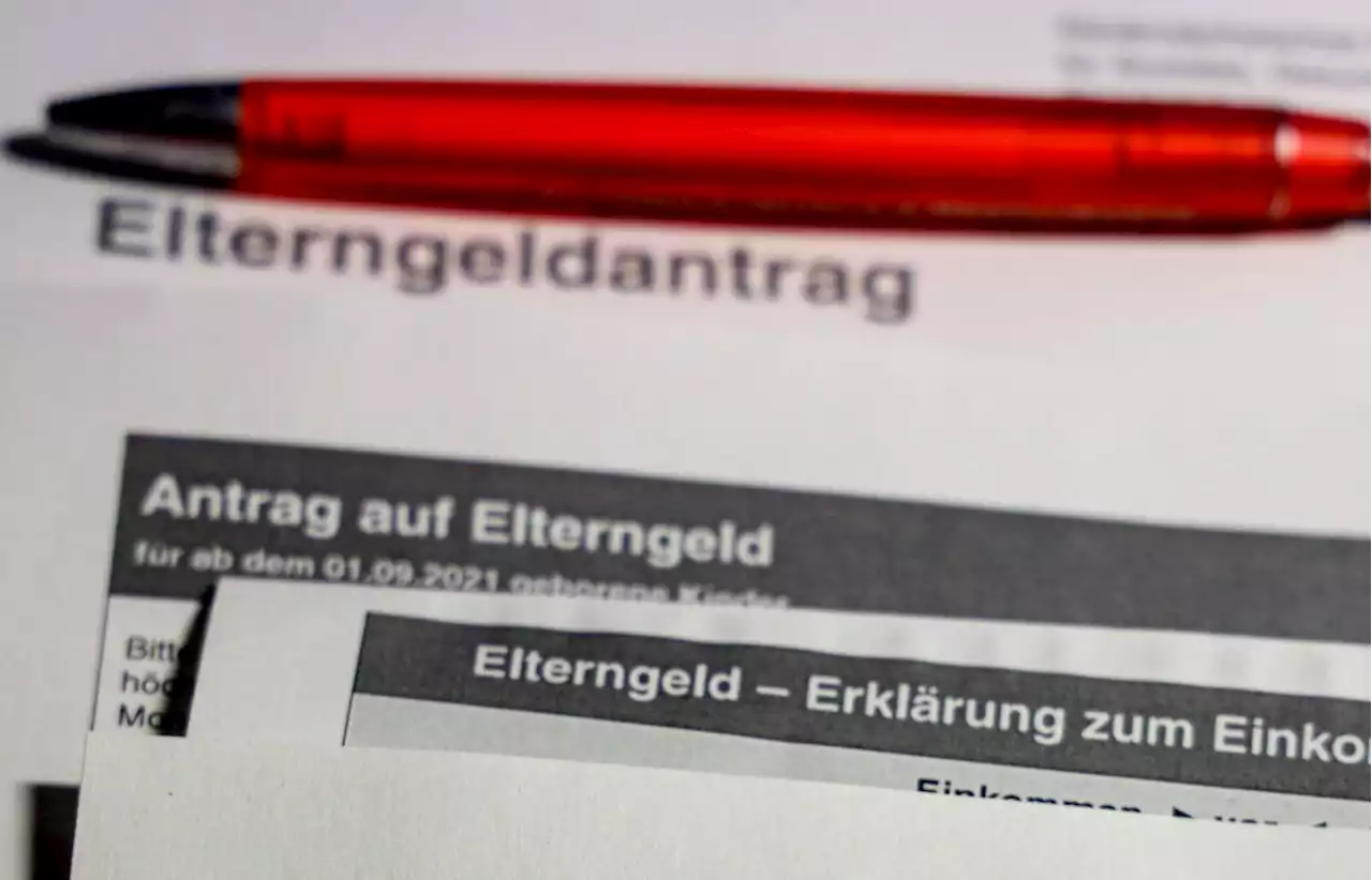 Umstrittene Elterngeld-Regelung beschlossen: Einkommensgrenze sinkt um die Hälfte