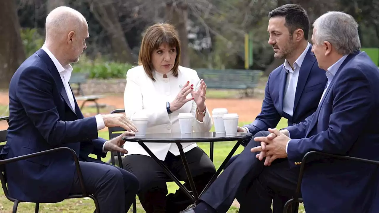 Bullrich se sacó una foto con Rodríguez Larreta para mostrar unidad