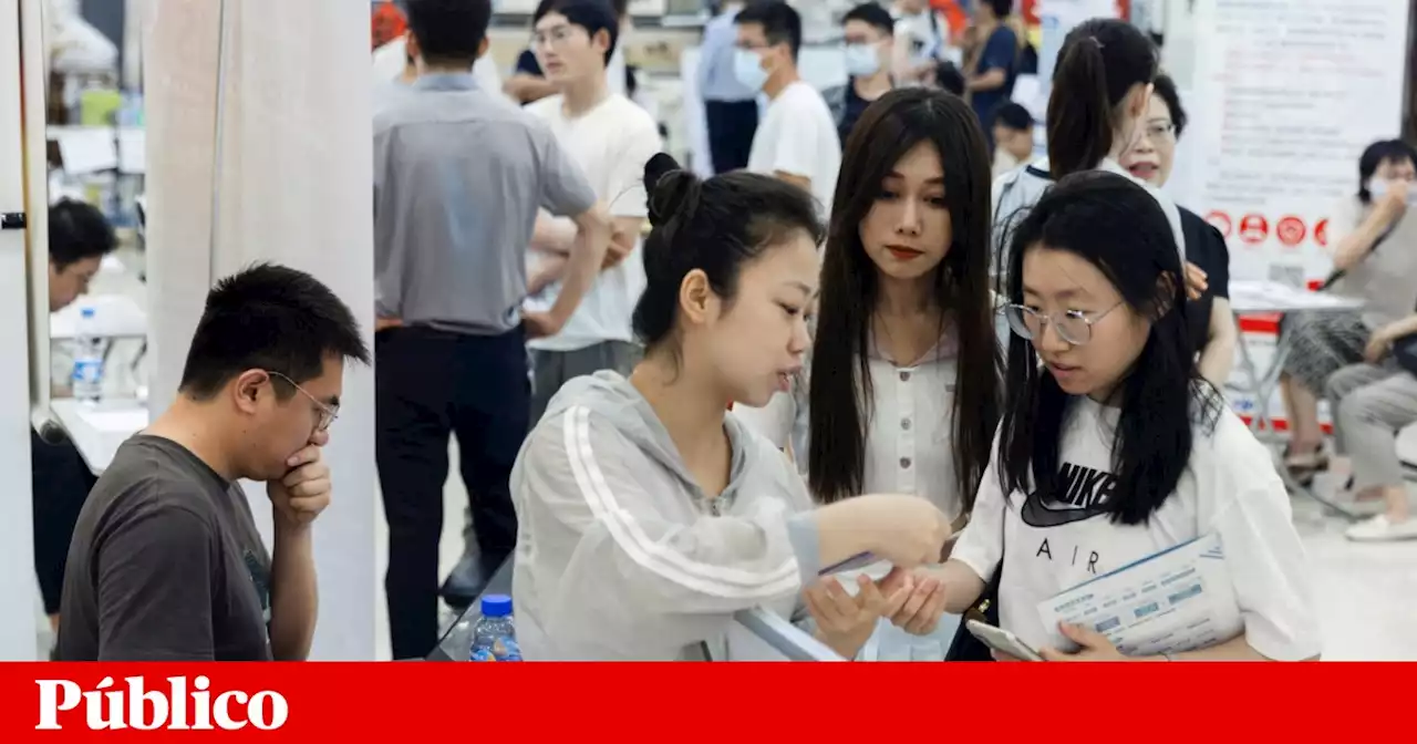 China vai parar com a divulgação de dados relativos ao desemprego jovem