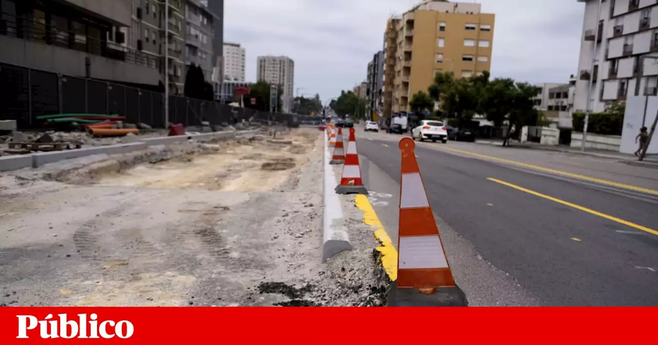 Obra do metrobus do Porto corta faixas na Avenida Marechal Gomes da Costa por um mês