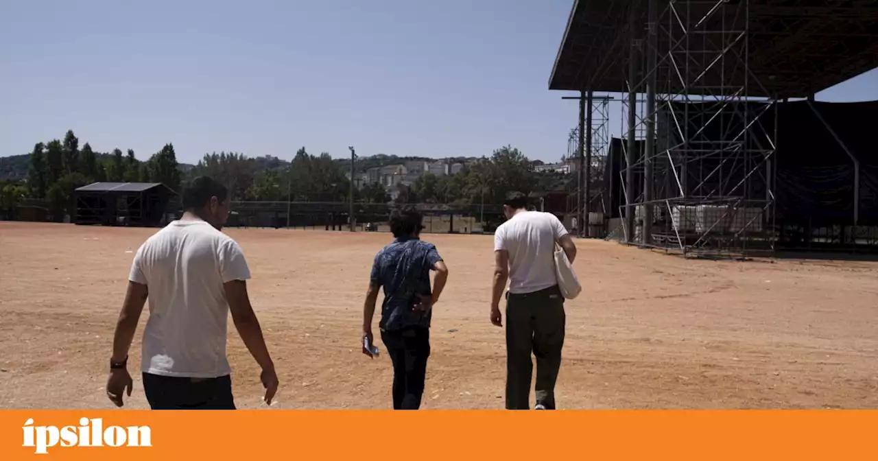 Os bastidores do Luna Fest revelam um festival montado à boa moda do punk