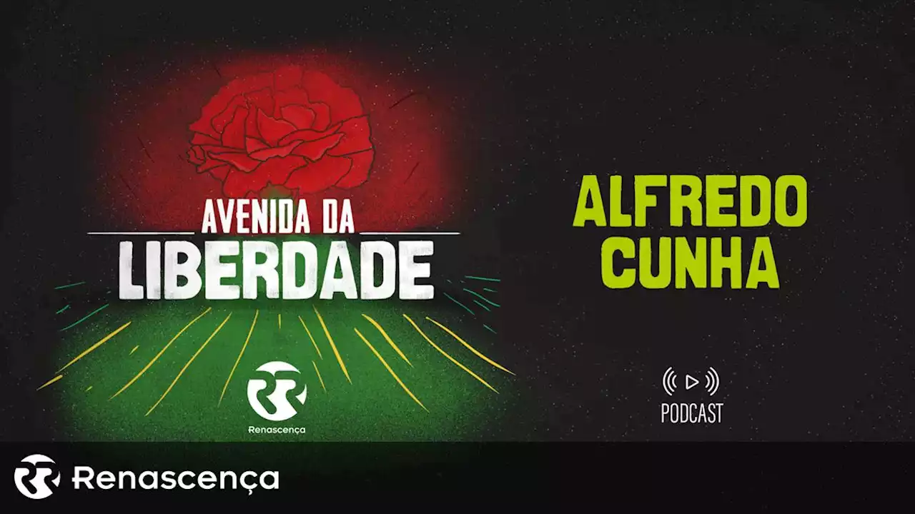 Alfredo Cunha. Salgueiro Maia “viu que eu vinha a correr, esperou e posou. Essa fotografia na altura não foi publicada”