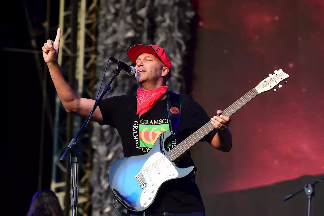 Watch Tom Morello Perform 'This Land Is My Land' on Hollywood Picket Line