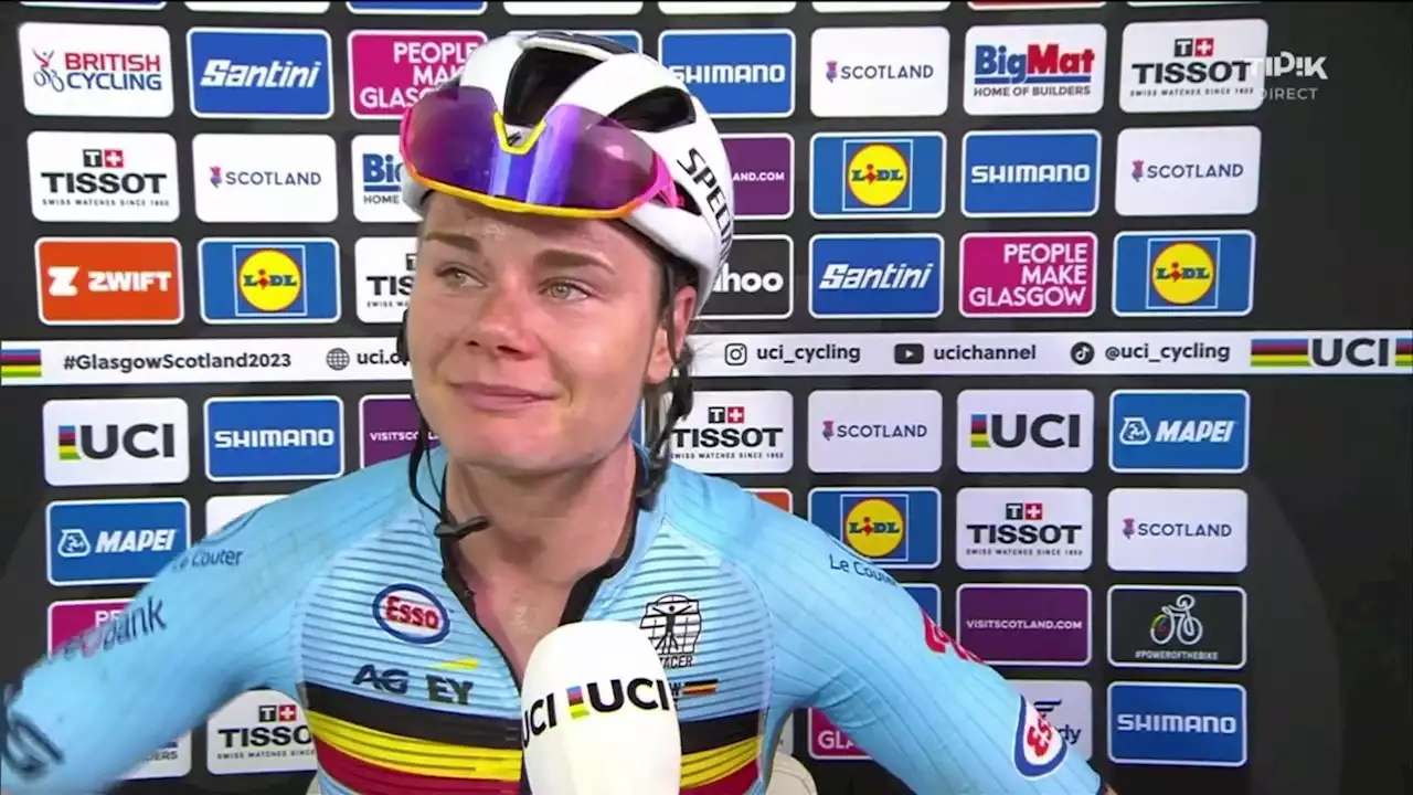 Lotte Kopecky émue aux larmes après son titre historique à Glasgow : 'C’est le plus beau maillot dans lequel on peut rouler'