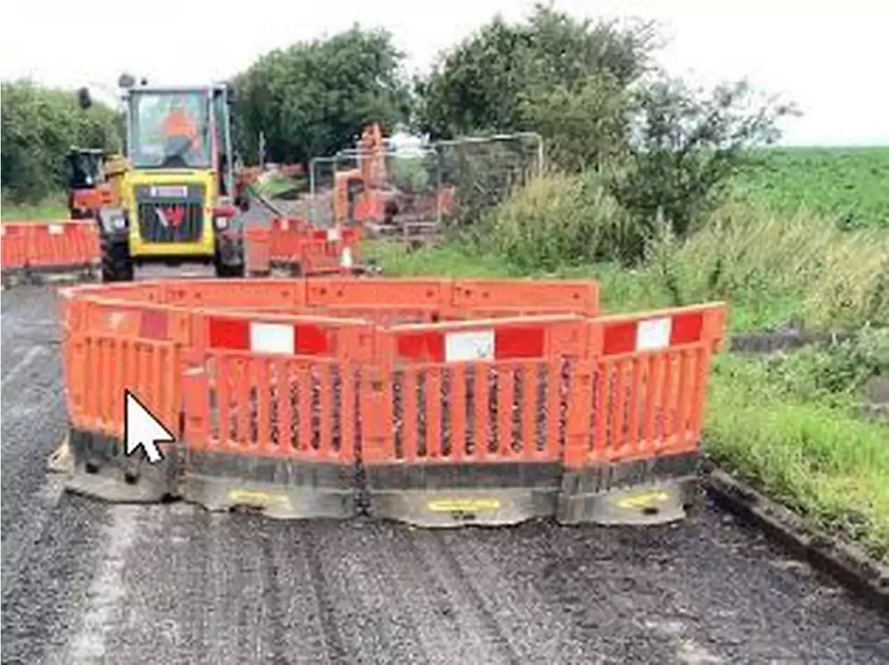 Resident's dashcam video shows deserted A41 as his section awaits council roadwork teams