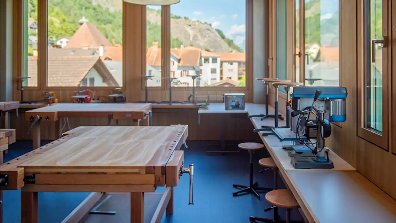 So geht Lernen heute: Haldensteins Schülerinnen und Schüler haben Raum und Aussicht