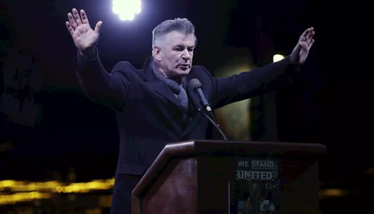 Alec Baldwin podría volver a enfrentar cargos de homicidio involuntario por el caso 'Rust”