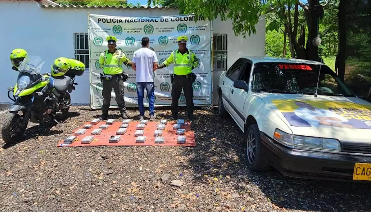 Cae conductor transportando 24 kilos de clorhidrato de cocaína en La Guajira