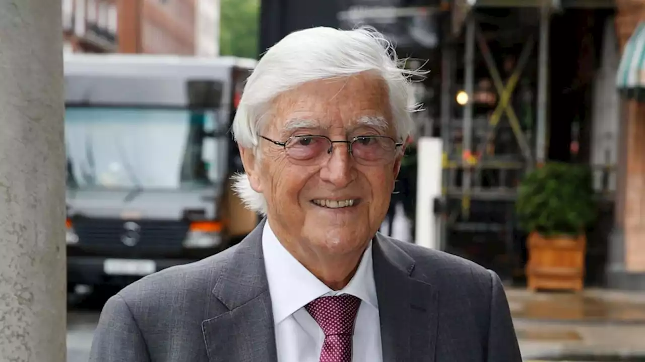 Renowned British talk show host Michael Parkinson dies at age 88