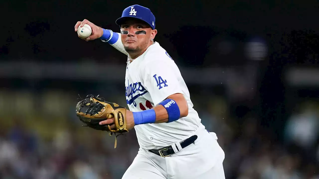 Dodgers shortstop Miguel Rojas says his Lamborghini was broken into in downtown LA