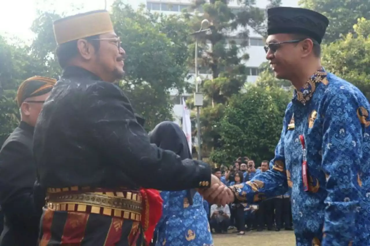 Disbun Kaltim terima Abdi Bakti Tani dalam HUT RI