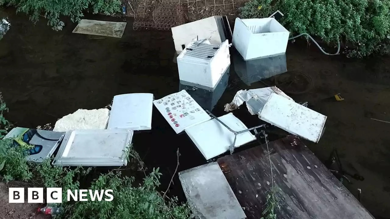 Fly-tippers dump 15 fridges in Grimsby waterway