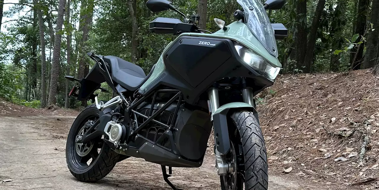 View Photos of the Zero DSR/X EV Motorcycle